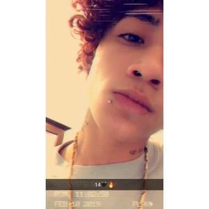 Meet your Posher, Alexis